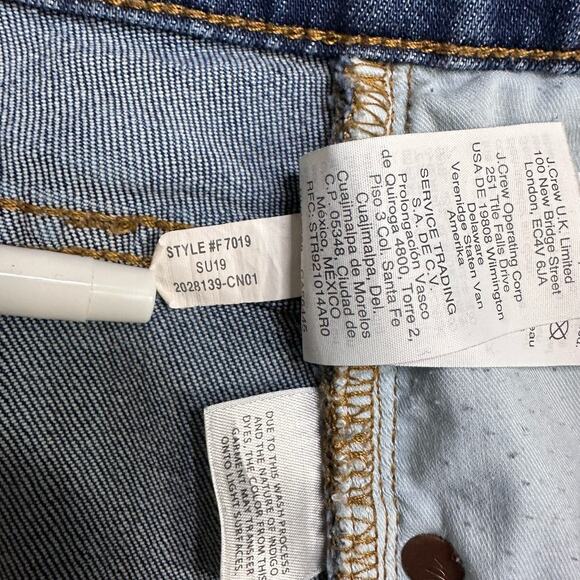 Madewell High Rise Denim Shorts Women's 35 Blue Plus Raw Hem Medium Wash #F7019 - Picture 5 of 9